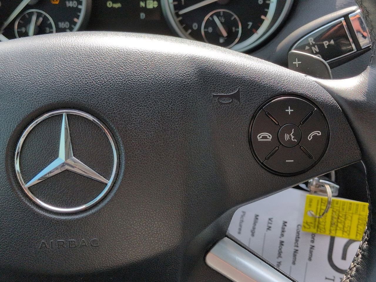 Thumbnail: 2011 Mercedes-Benz GL-Class - 27