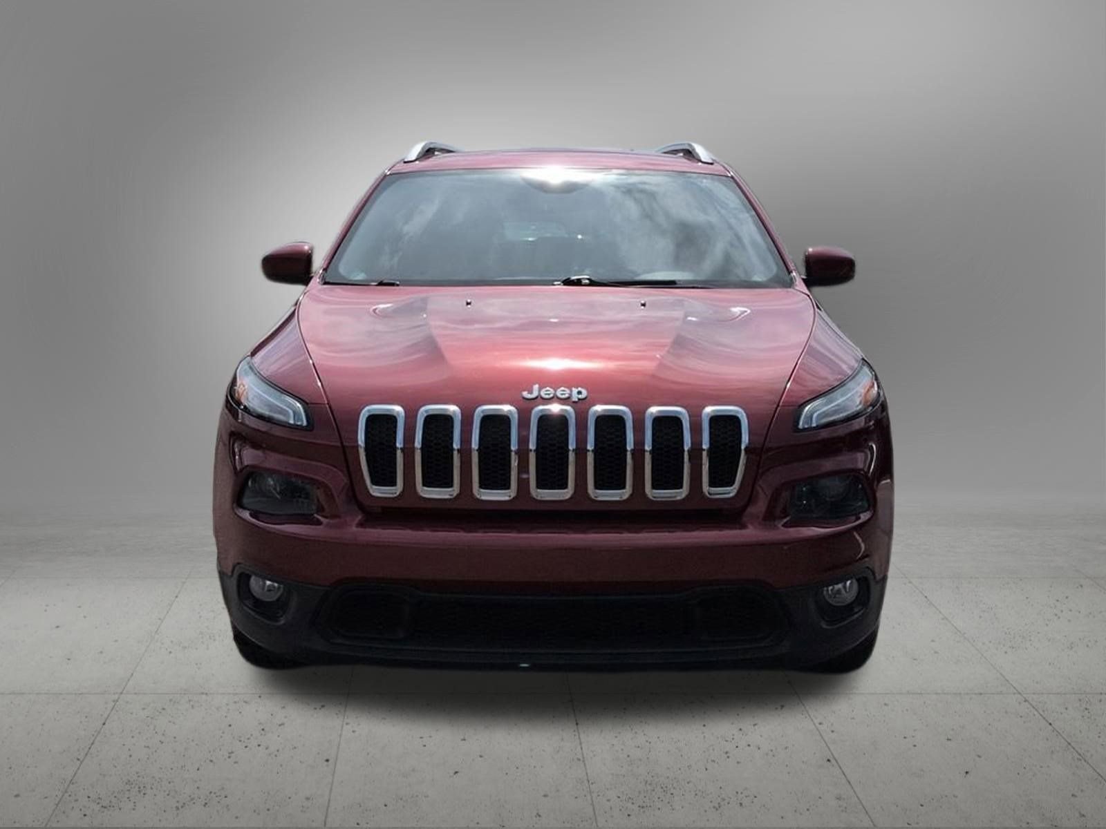 Thumbnail: 2015 Jeep Cherokee - 9