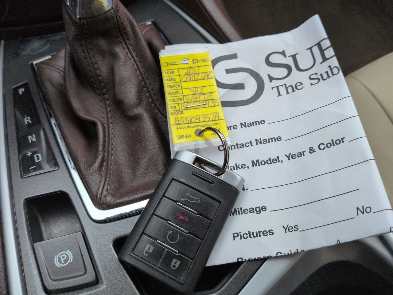 Thumbnail: 2011 Cadillac SRX - 31