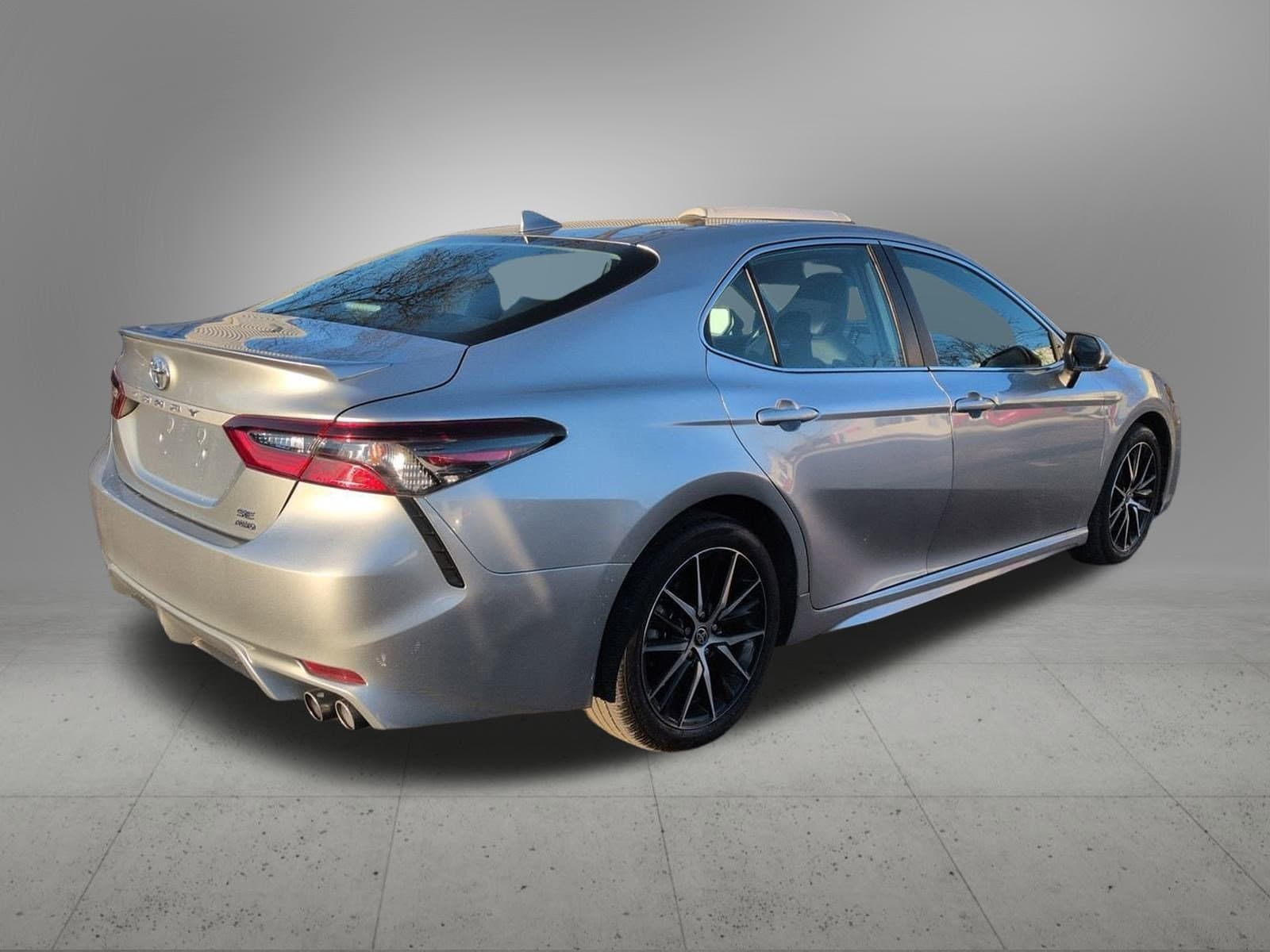 Thumbnail: 2021 Toyota Camry - 6