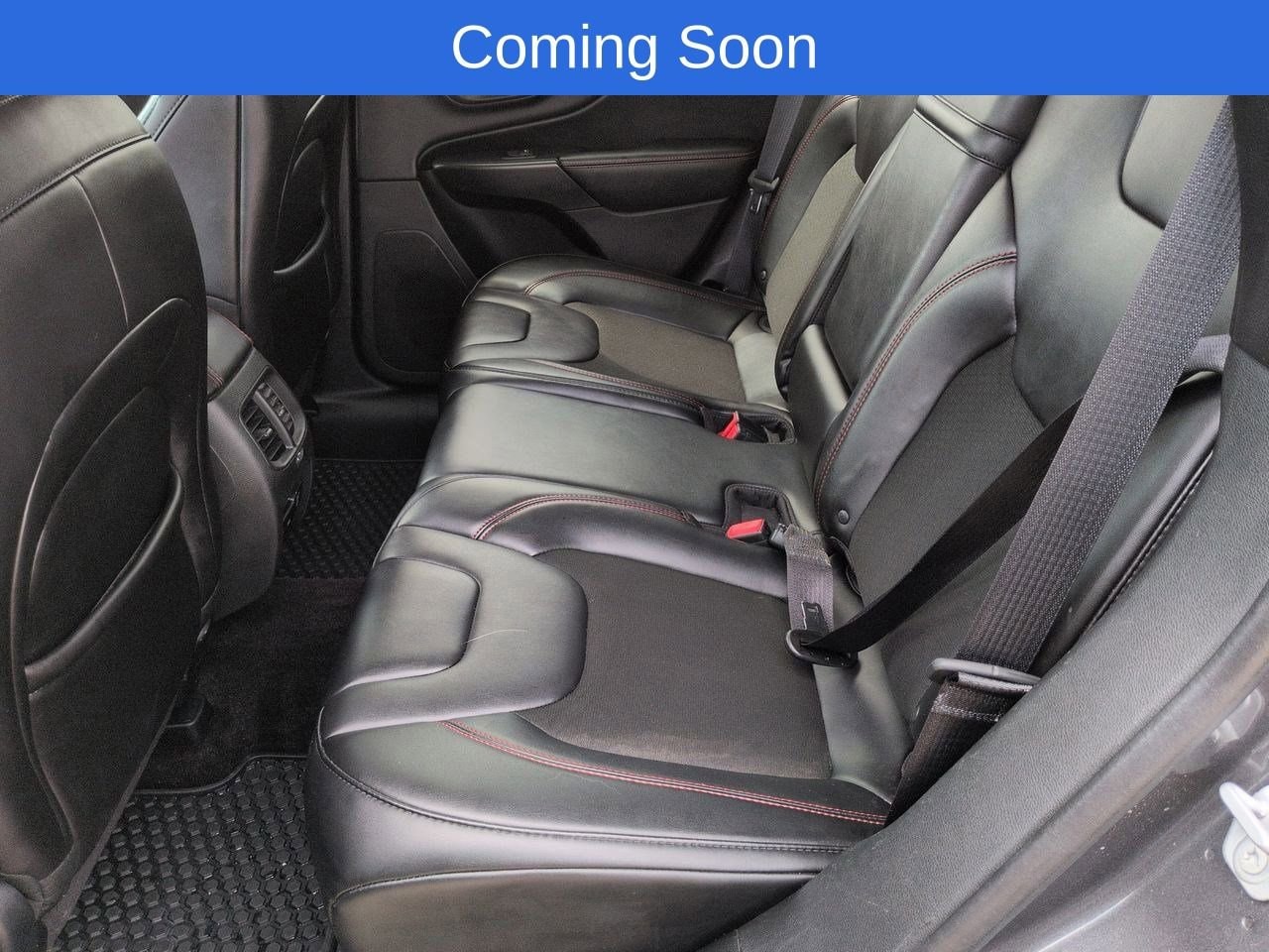 Thumbnail: 2019 Jeep Cherokee - 19