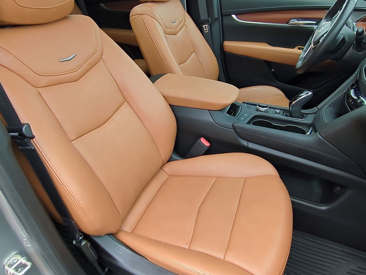 Thumbnail: 2024 Cadillac XT5 - 22