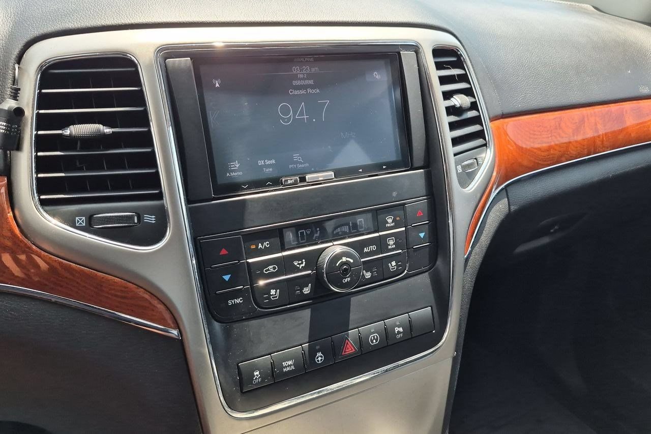 Thumbnail: 2013 Jeep Grand Cherokee - 26