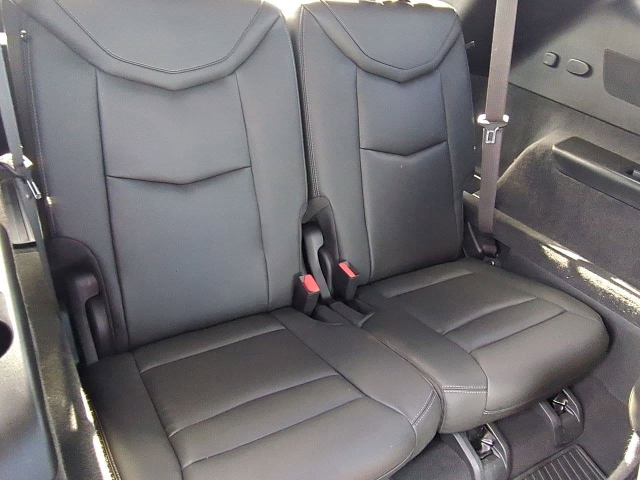 Thumbnail: 2024 Cadillac XT6 - 21