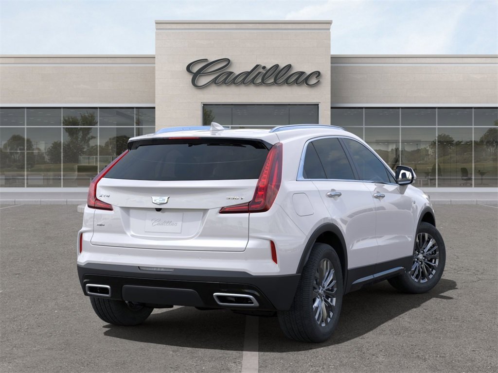 2024 Cadillac XT4 Premium Luxury 4