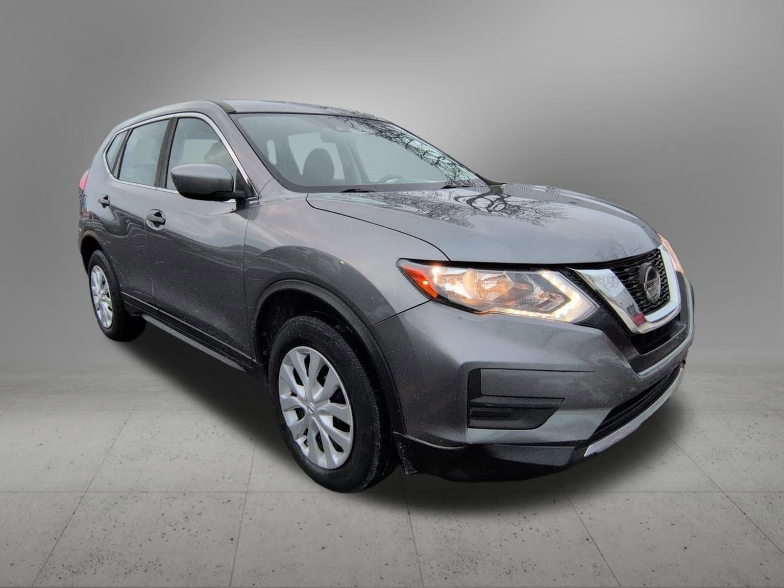 Thumbnail: 2020 Nissan Rogue - 8