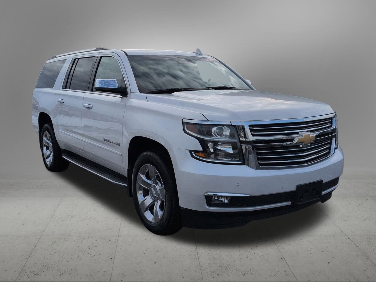 Thumbnail: 2019 Chevrolet Suburban - 8