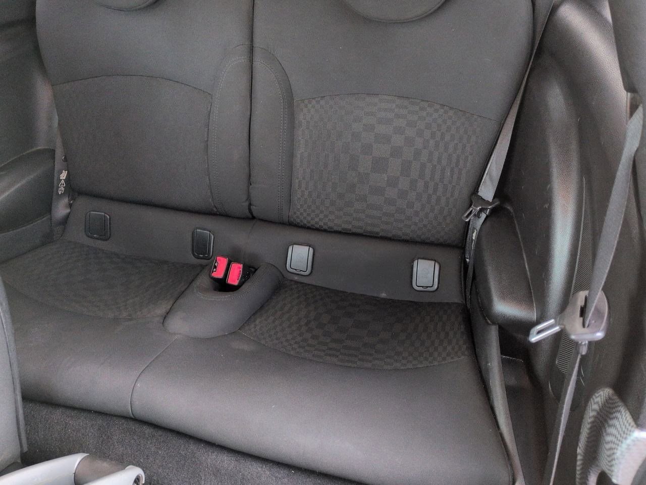 Thumbnail: 2009 MINI Cooper Hardtop - 16