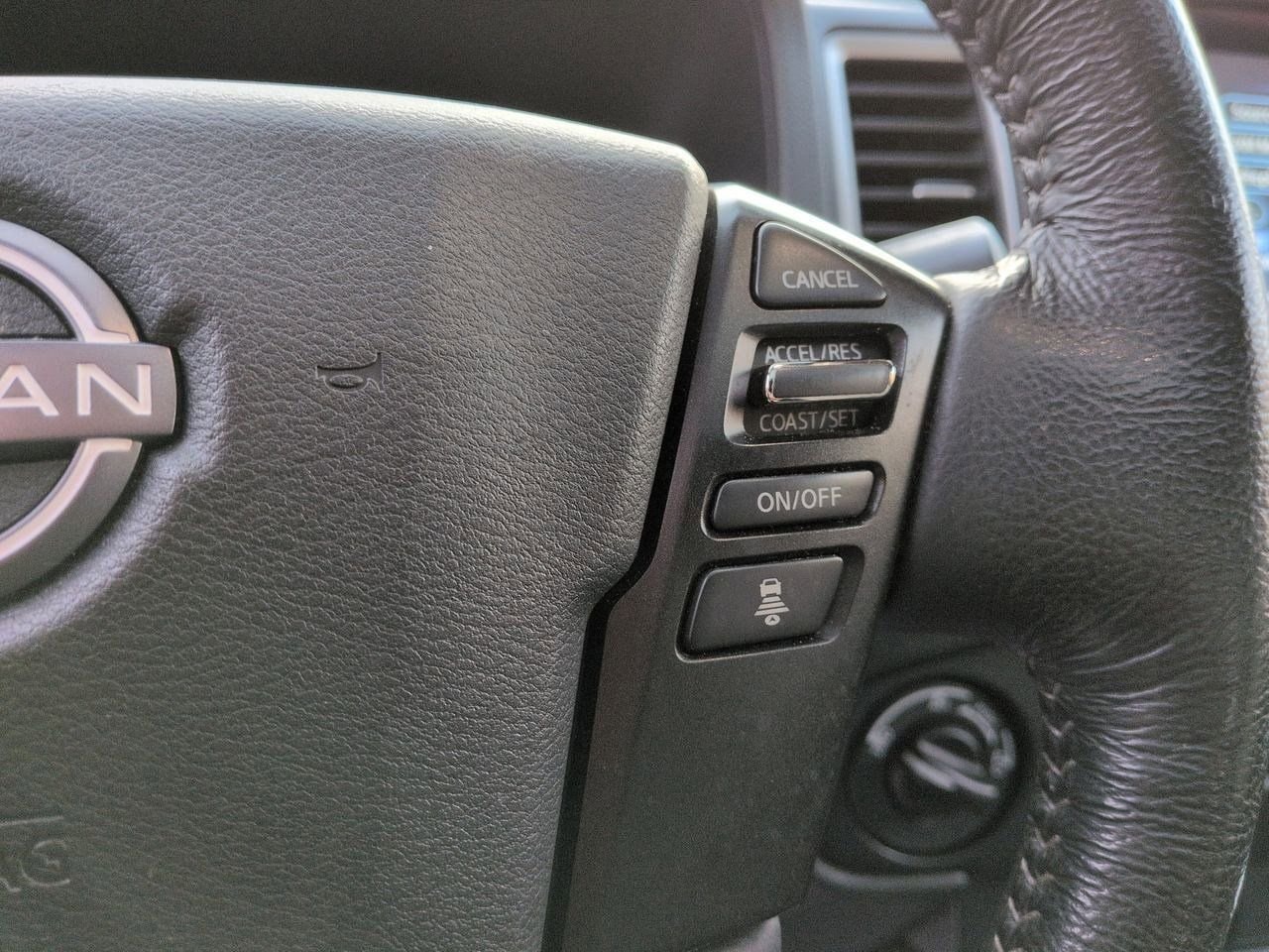 Thumbnail: 2022 Nissan Frontier - 25