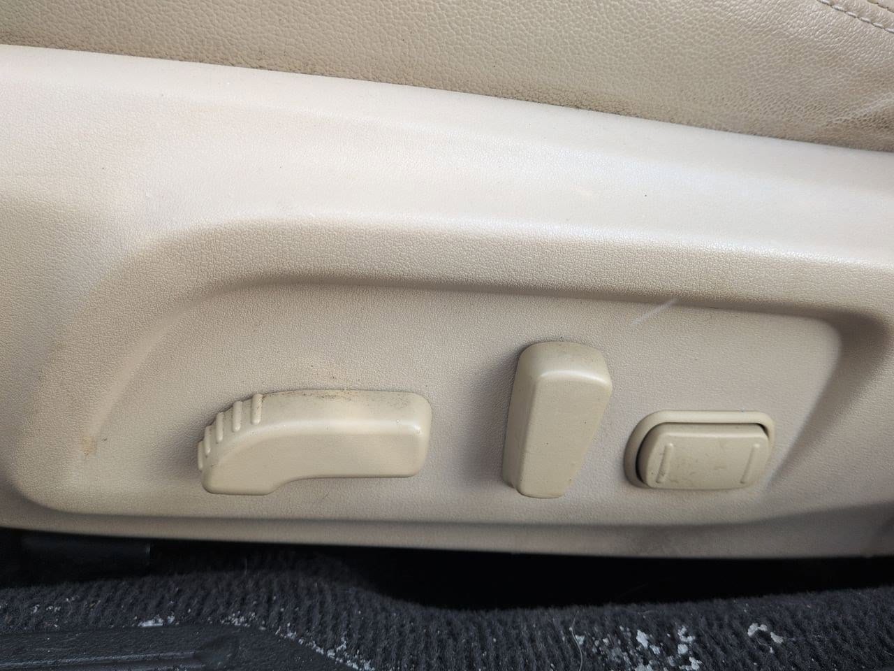 Thumbnail: 2016 Subaru Legacy - 17