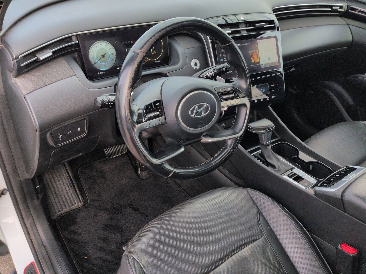 2022 Hyundai Santa Cruz Limited photo 2