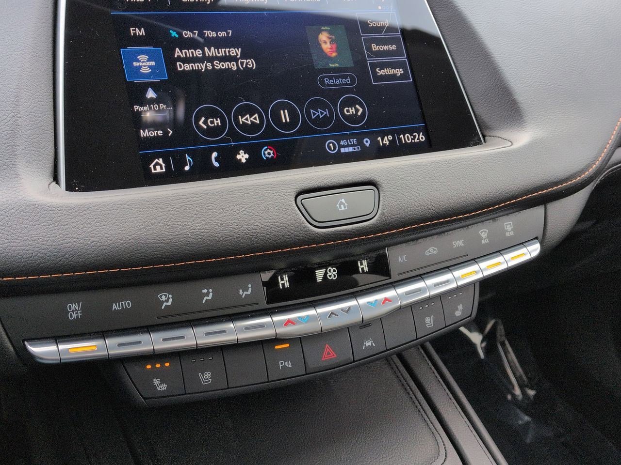 Thumbnail: 2023 Cadillac XT4 - 29