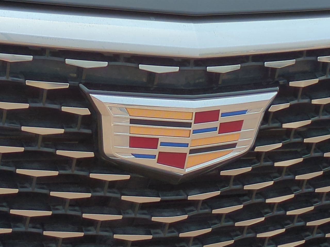 Thumbnail: 2023 Cadillac XT6 - 11