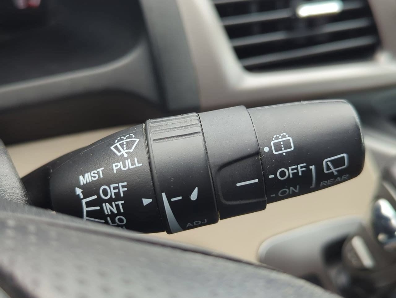 2016 Honda Odyssey LX - Photo 25