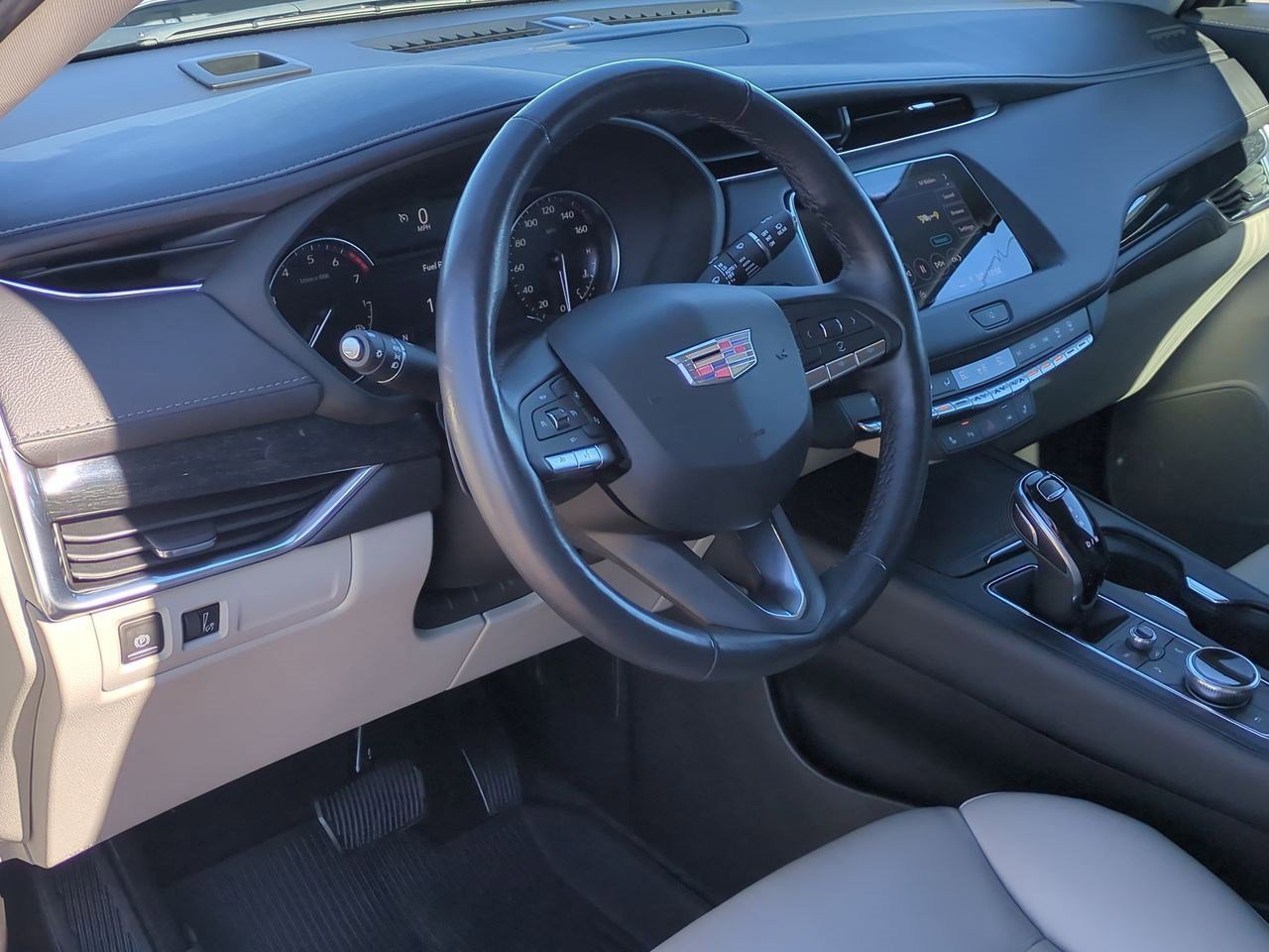 Thumbnail: 2023 Cadillac XT4 - 2