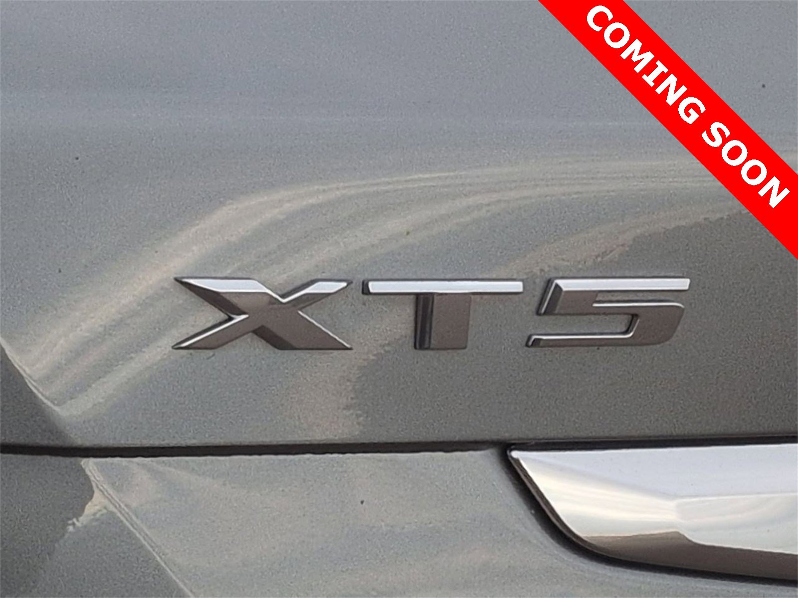 Thumbnail: 2023 Cadillac XT5 - 12