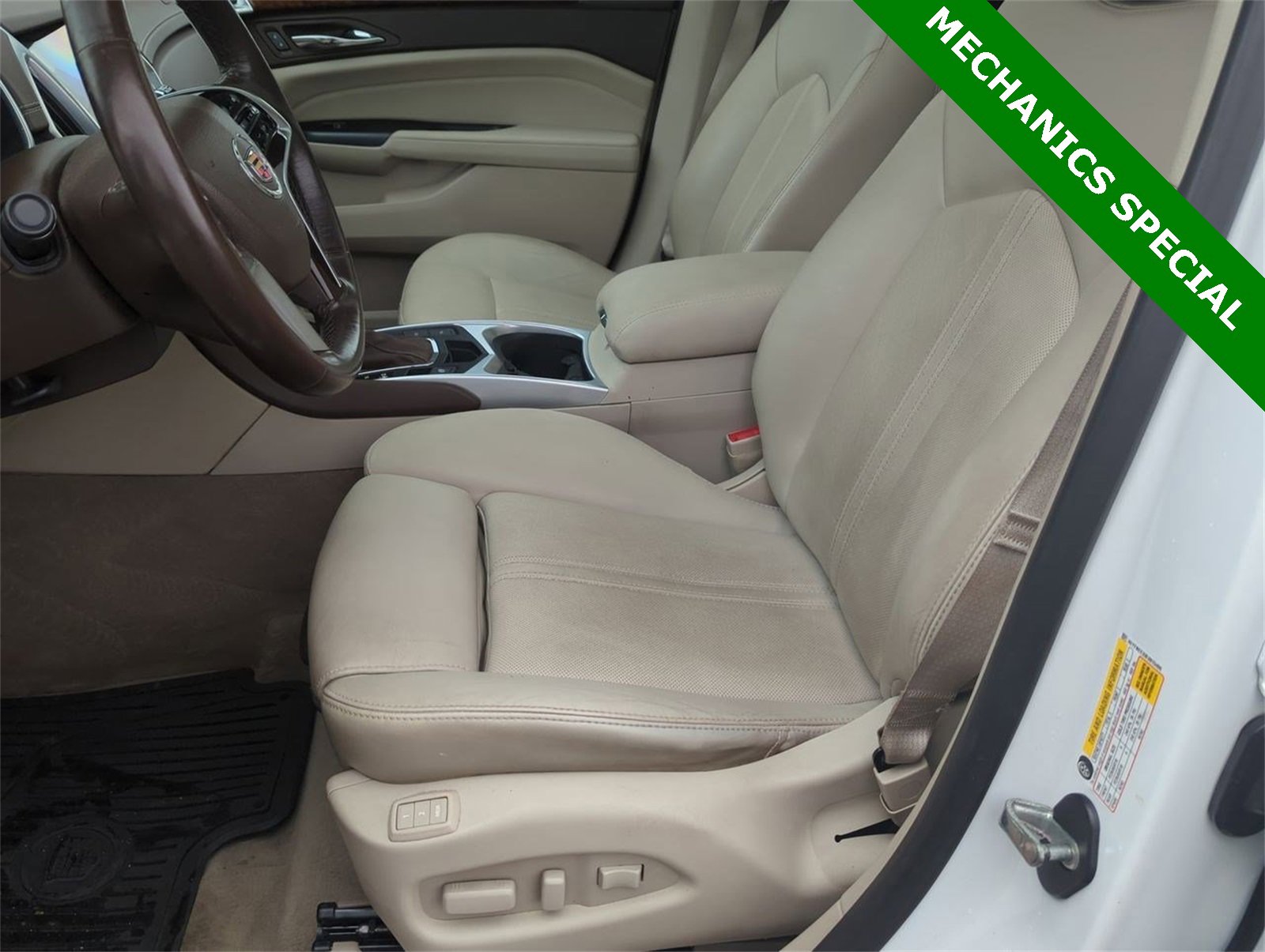 Thumbnail: 2014 Cadillac SRX - 14