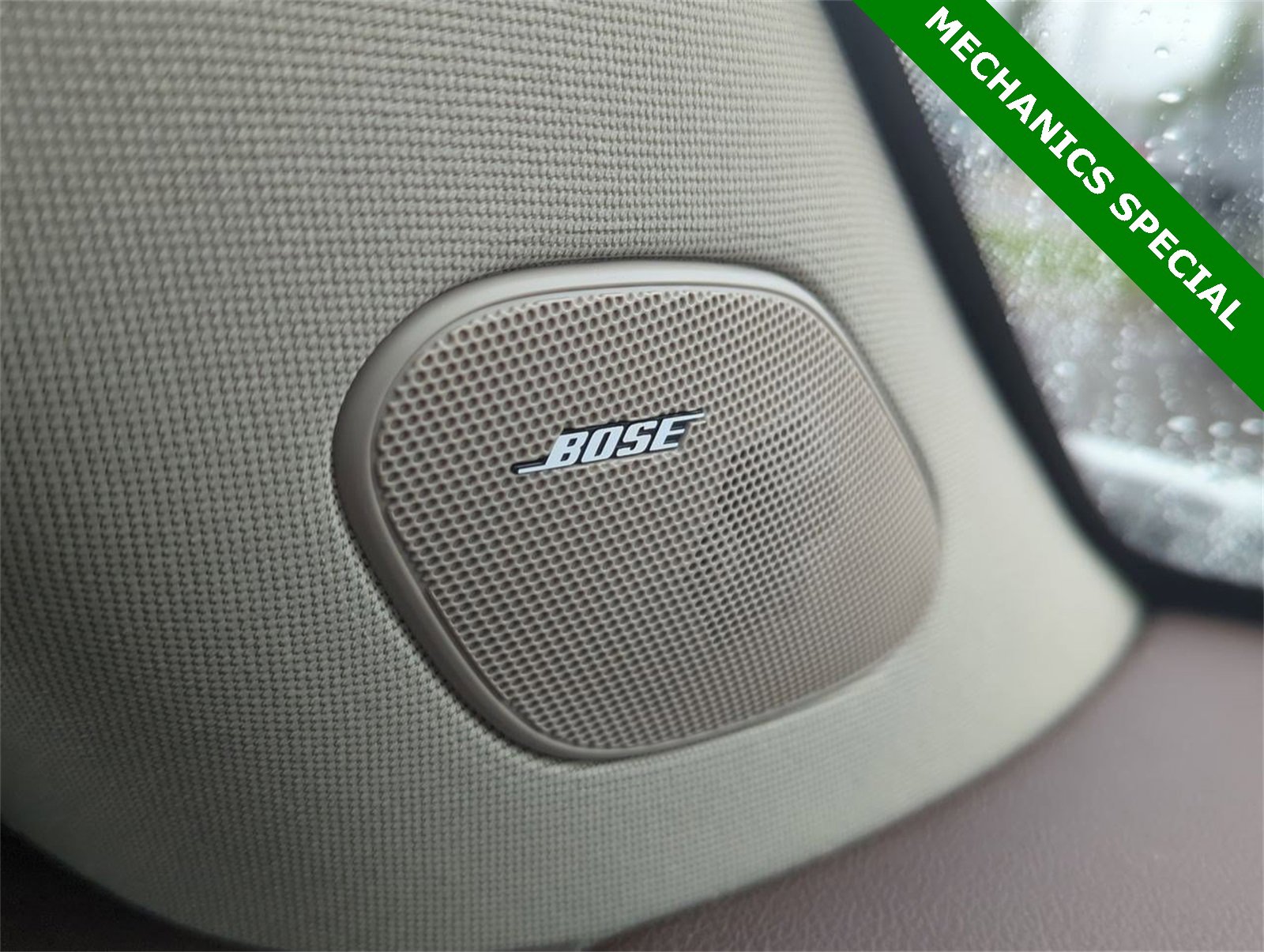 Thumbnail: 2014 Cadillac SRX - 29