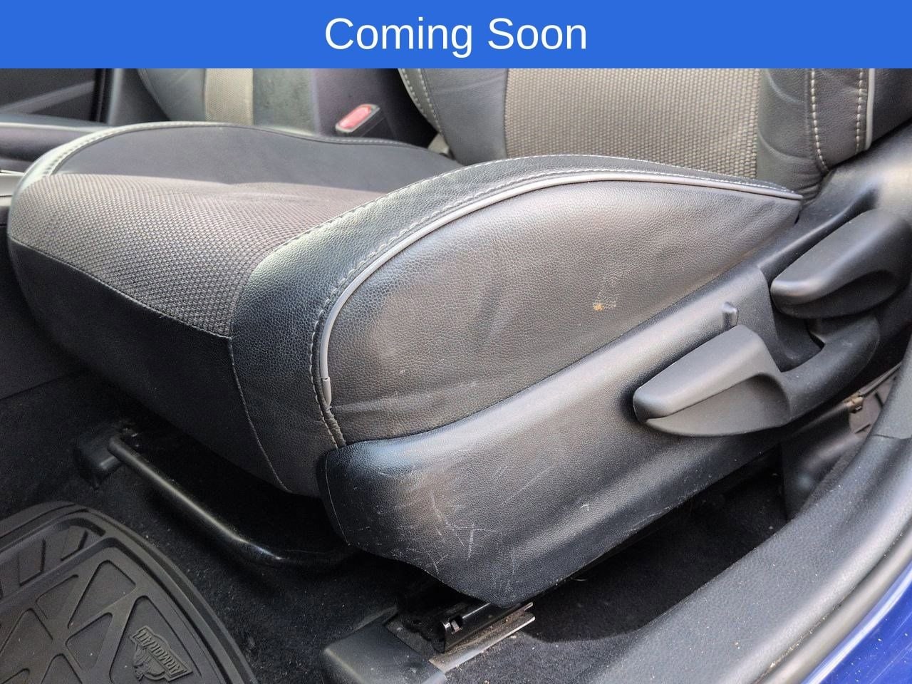 Thumbnail: 2015 Toyota Corolla - 17