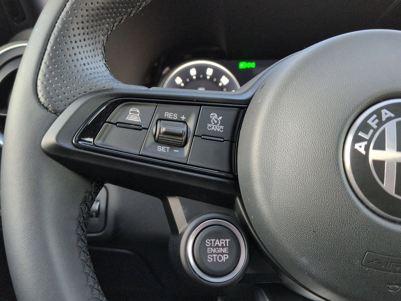 Thumbnail: 2024 Alfa Romeo Giulia - 24