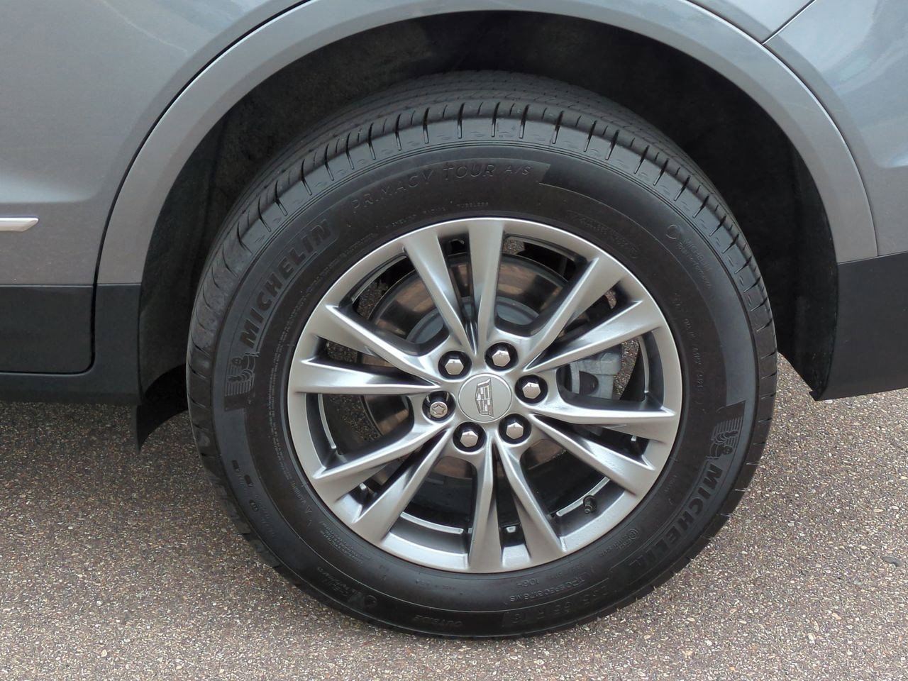 Thumbnail: 2022 Cadillac XT5 - 13