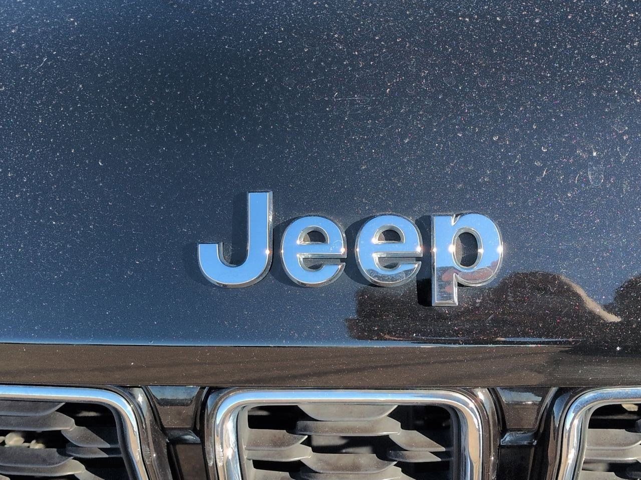 Thumbnail: 2022 Jeep Grand Cherokee - 11