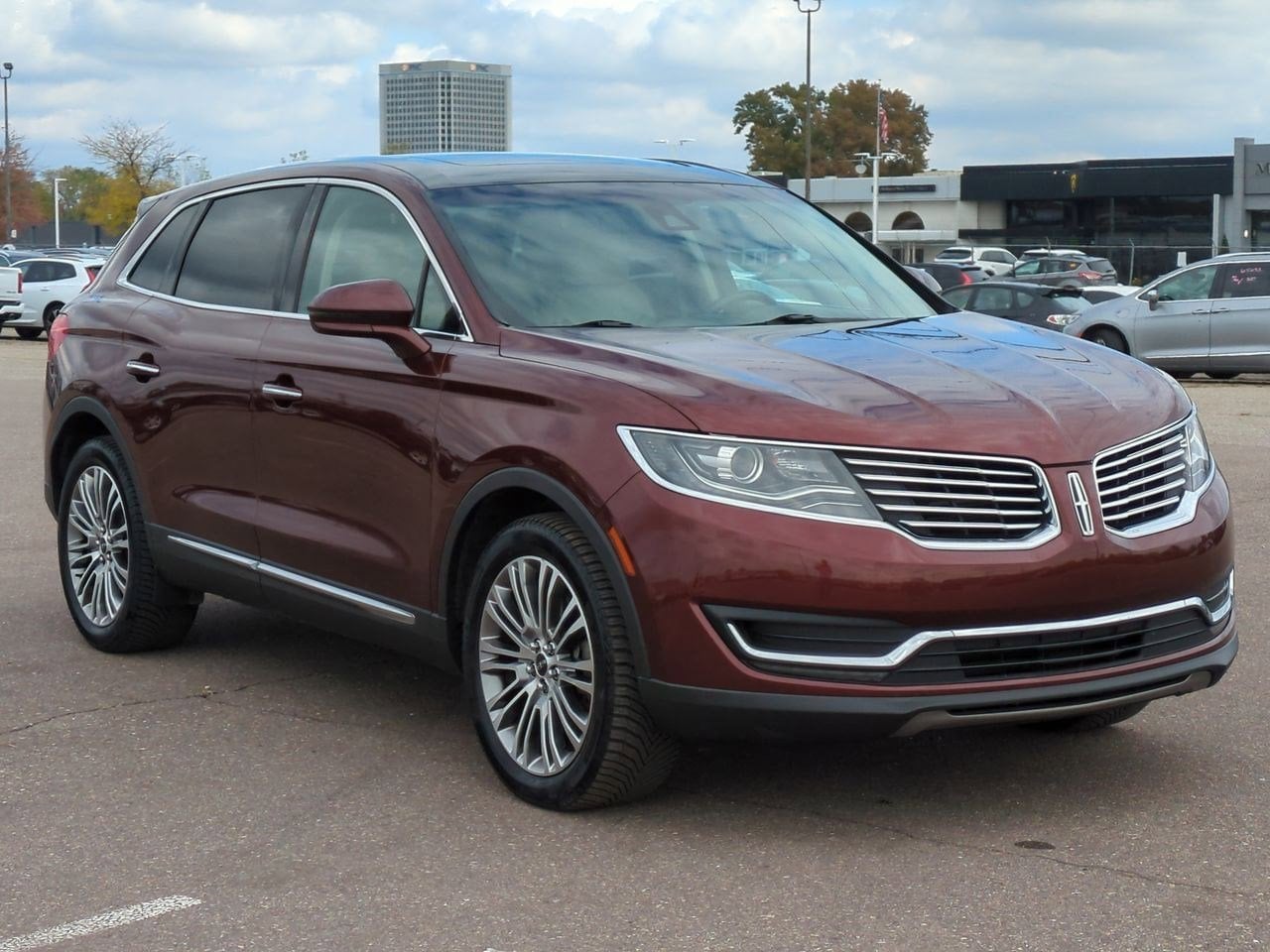 Thumbnail: 2016 Lincoln MKX - 8