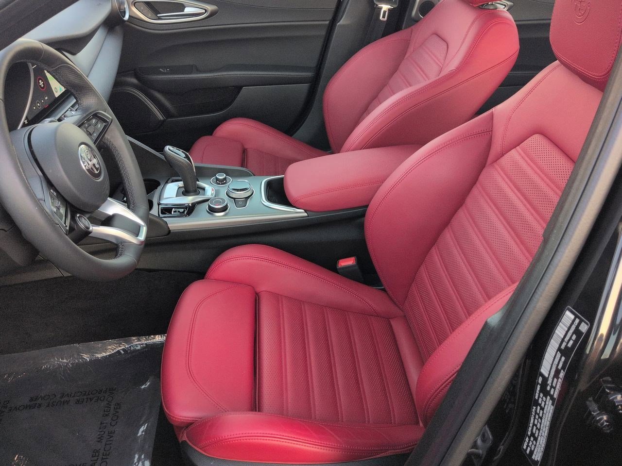 Thumbnail: 2024 Alfa Romeo Giulia - 15