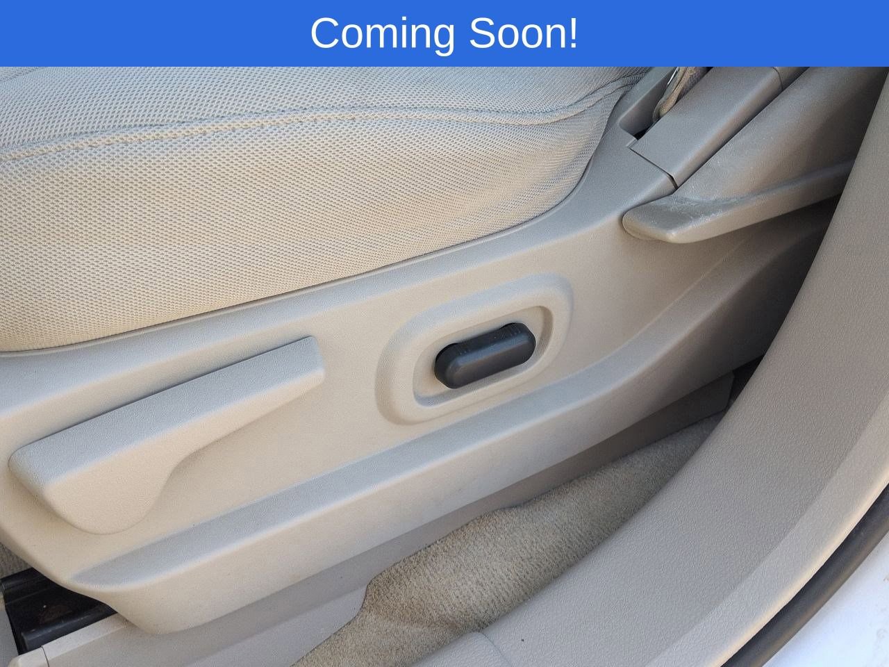 Thumbnail: 2010 Ford Edge - 17