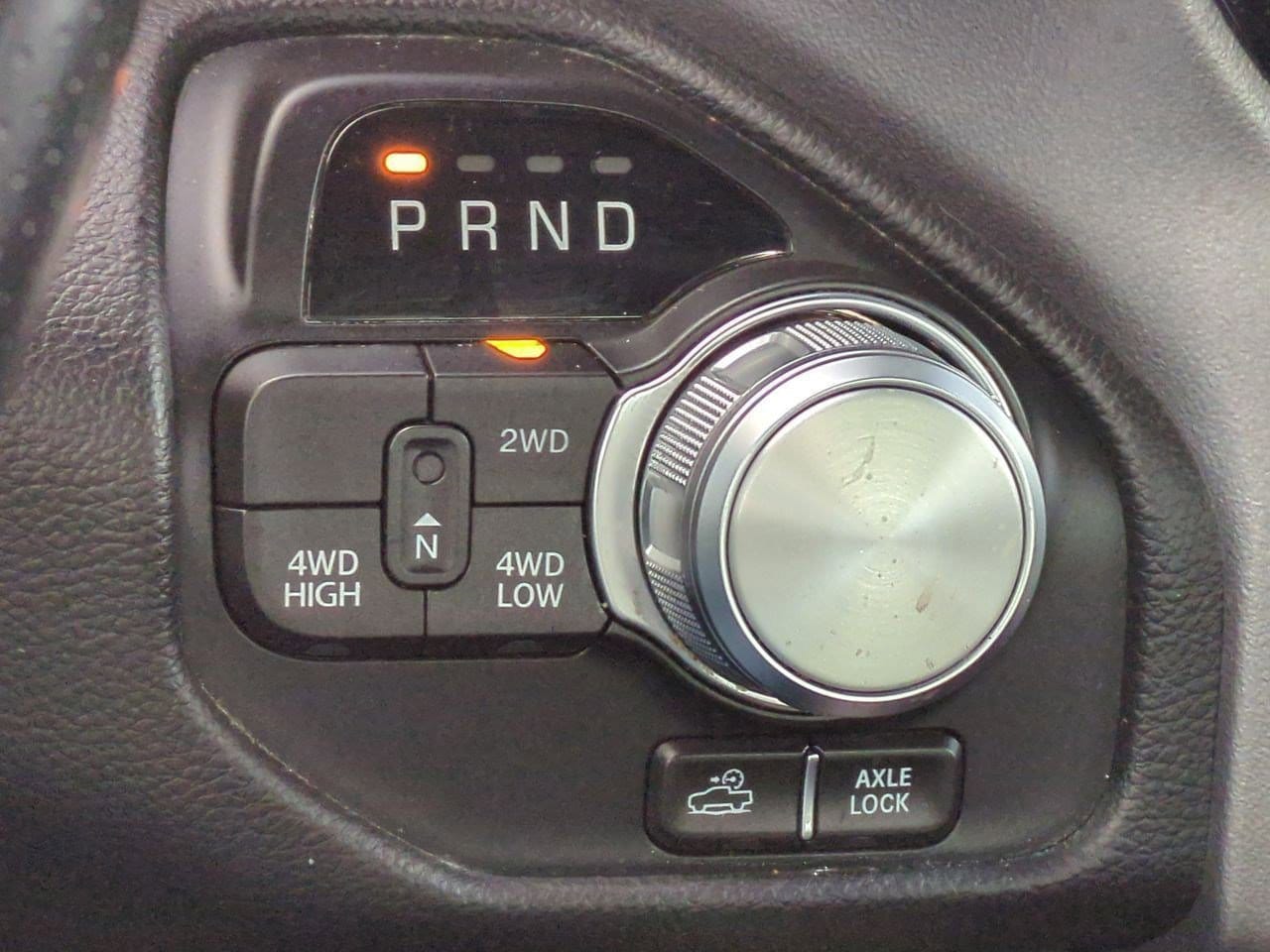 Thumbnail: 2023 RAM 1500 - 32