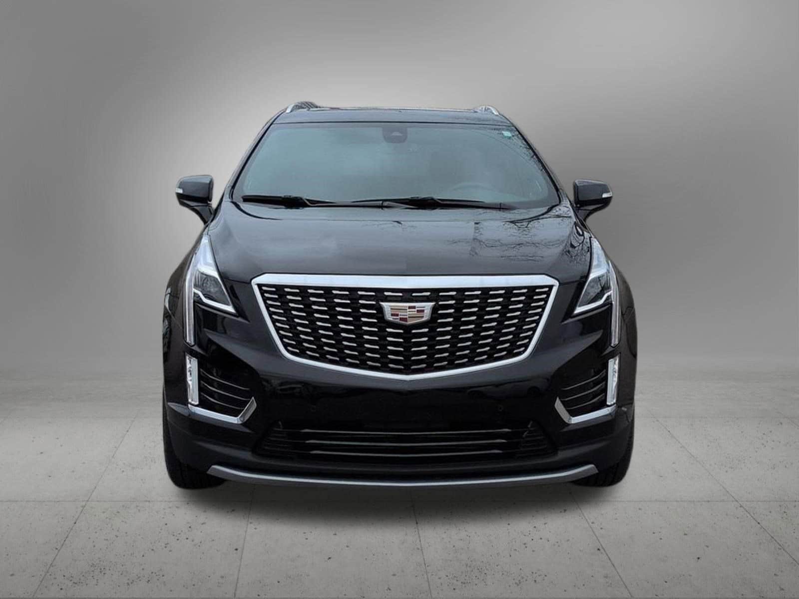 Thumbnail: 2023 Cadillac XT5 - 9