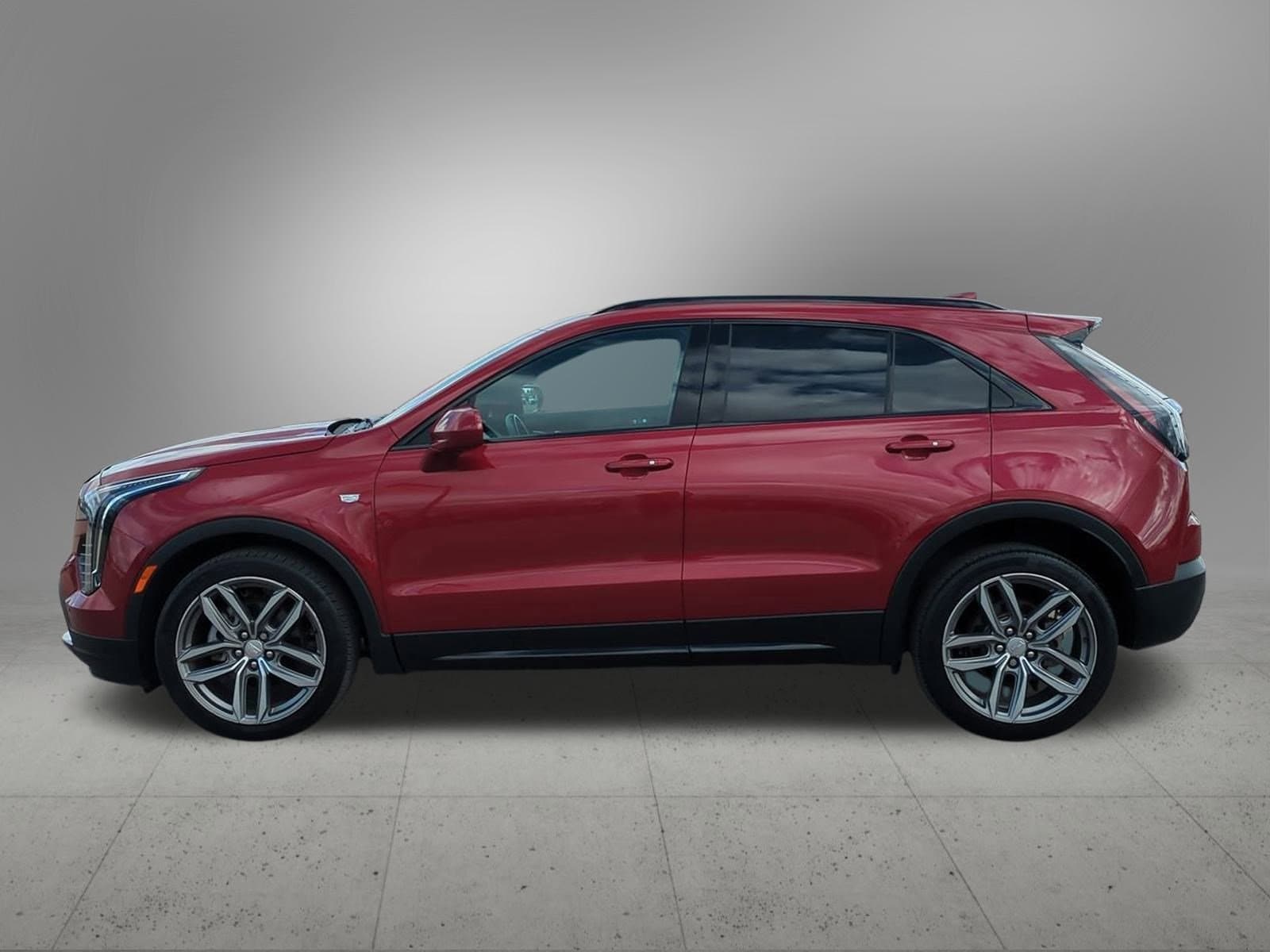 Thumbnail: 2020 Cadillac XT4 - 3