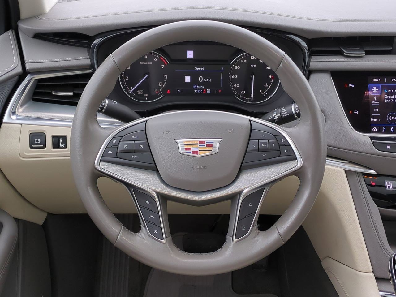 Thumbnail: 2023 Cadillac XT5 - 24