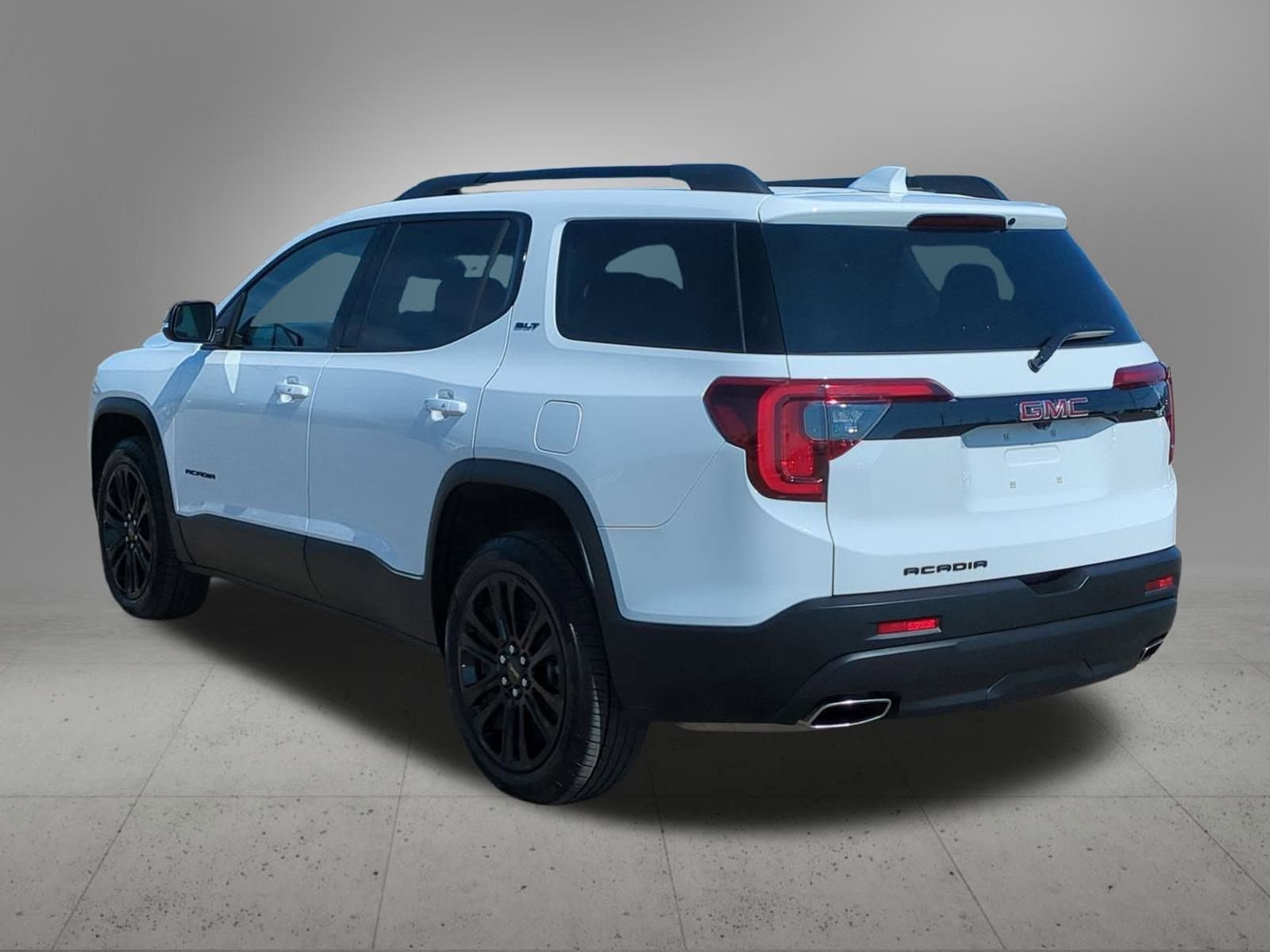 Thumbnail: 2023 GMC Acadia - 4