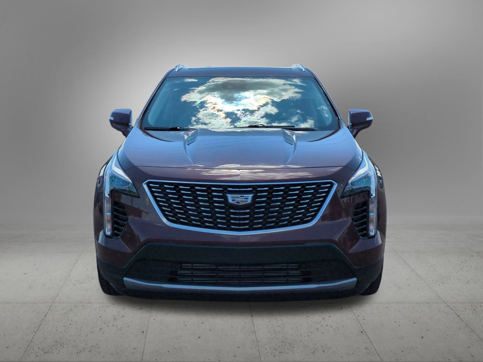 Thumbnail: 2022 Cadillac XT4 - 9