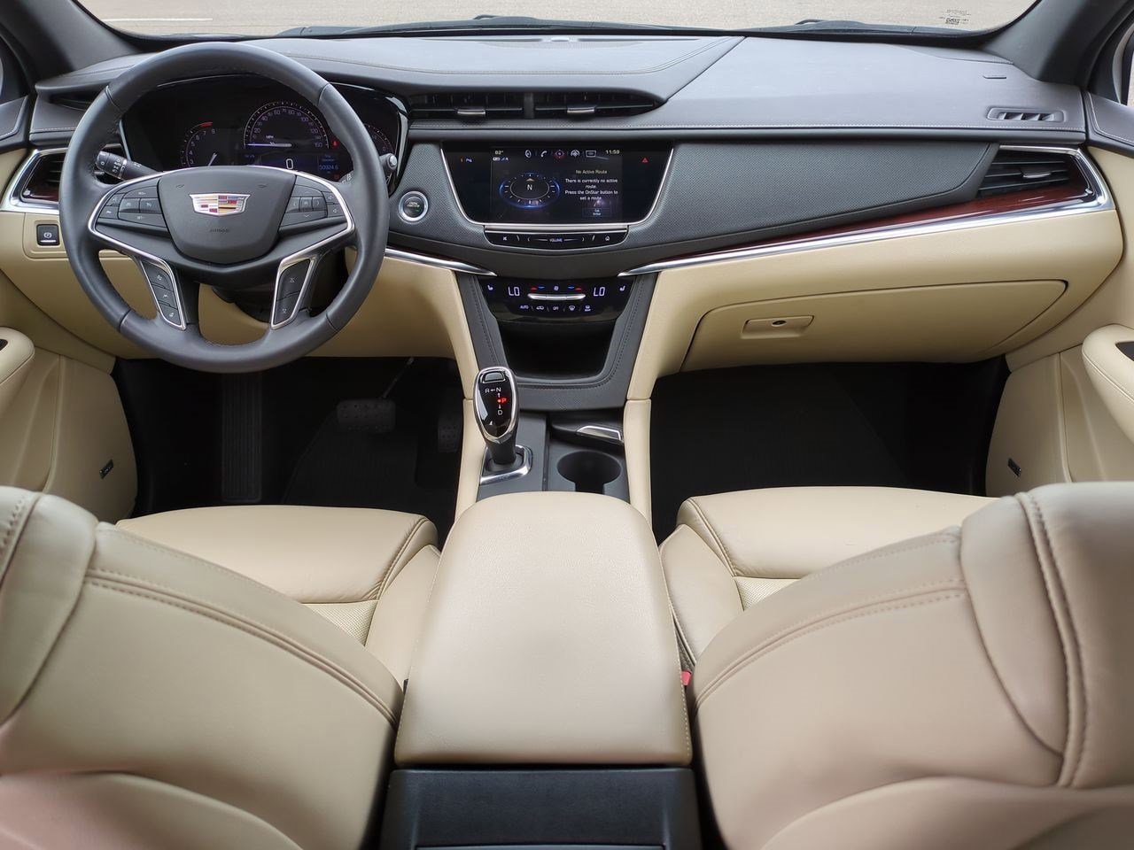 Thumbnail: 2022 Cadillac XT5 - 14