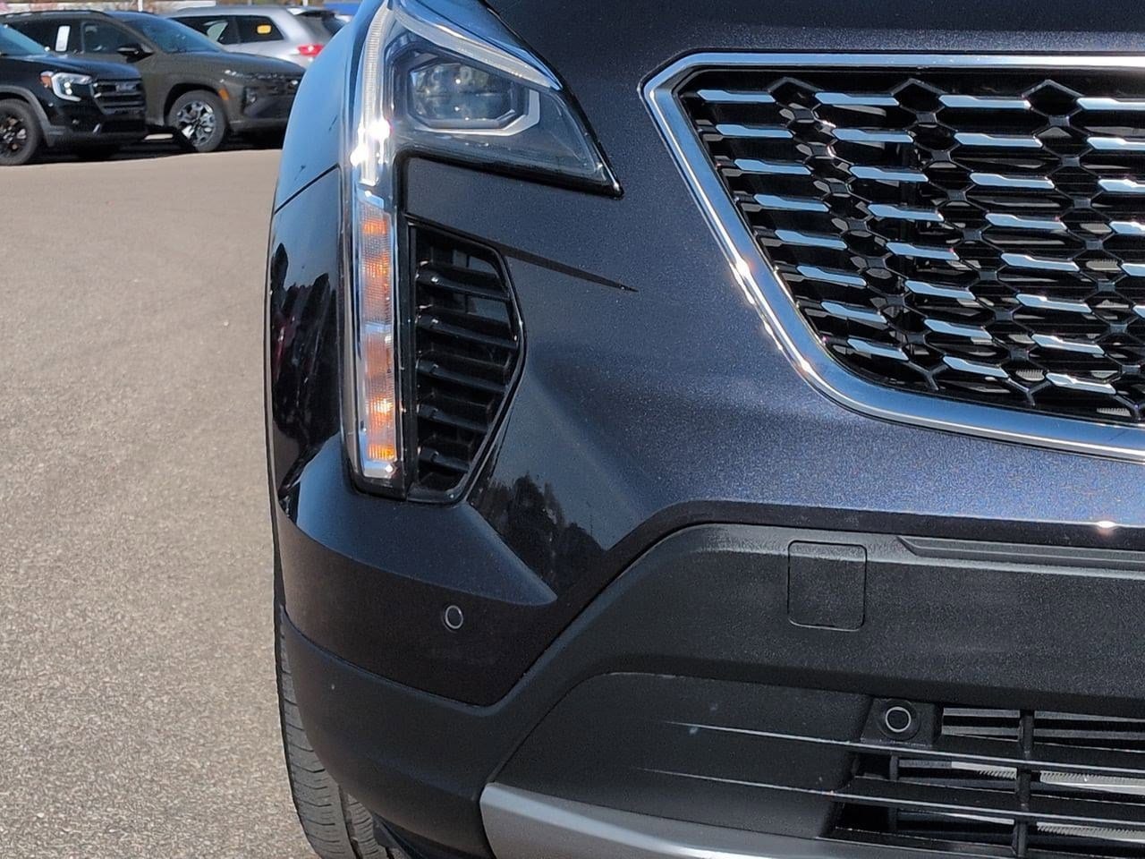 Thumbnail: 2023 Cadillac XT4 - 10