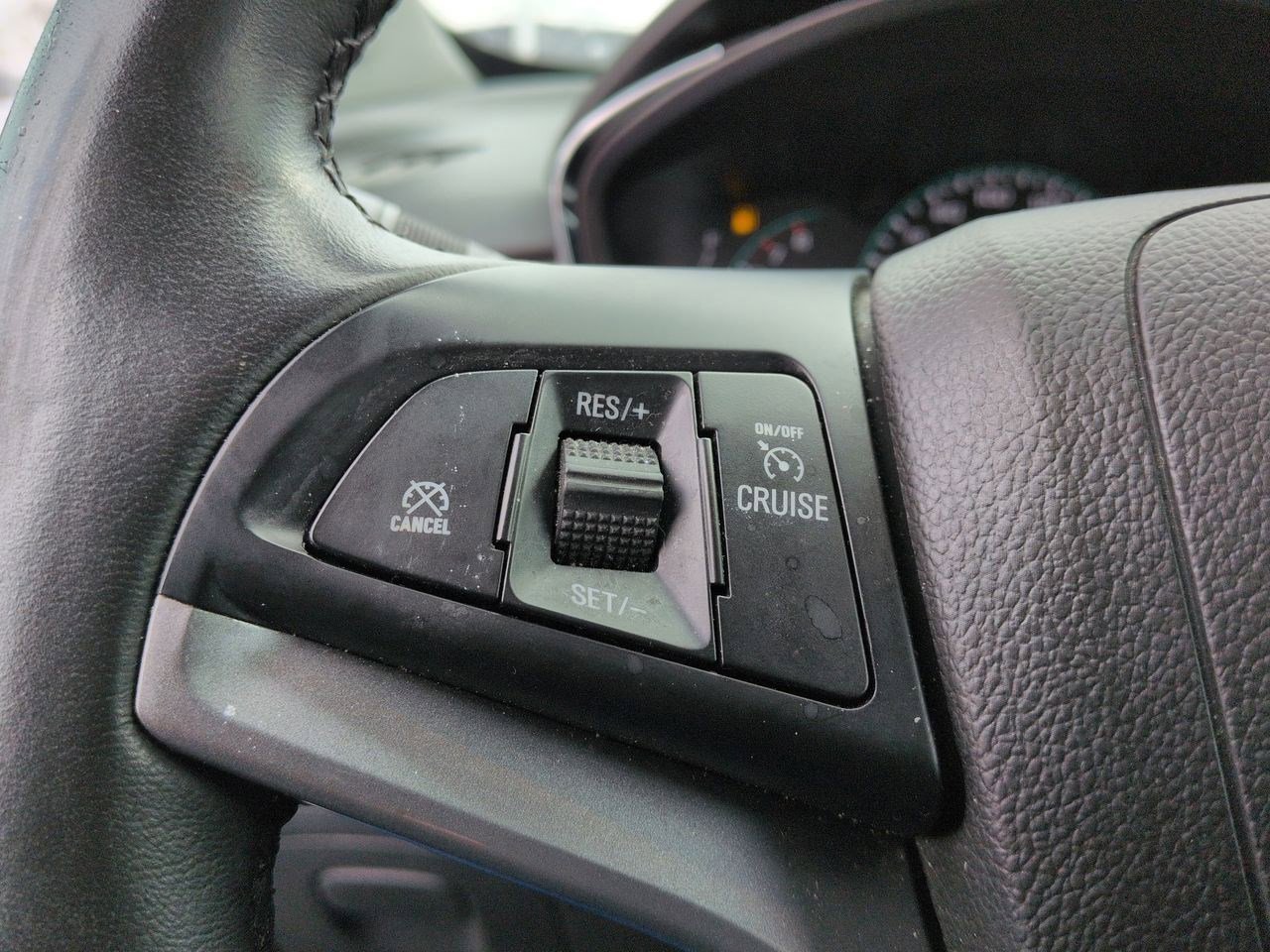 Thumbnail: 2021 Chevrolet Trax - 22