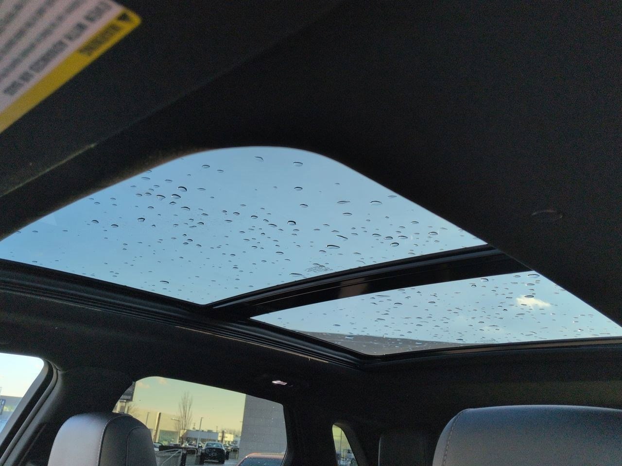 Thumbnail: 2023 Cadillac XT5 - 19