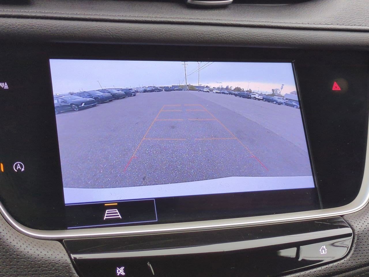 Thumbnail: 2023 Cadillac XT5 - 30