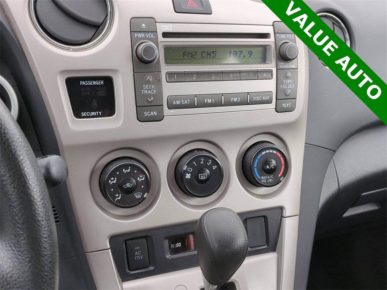 Thumbnail: 2009 Toyota Matrix - 23