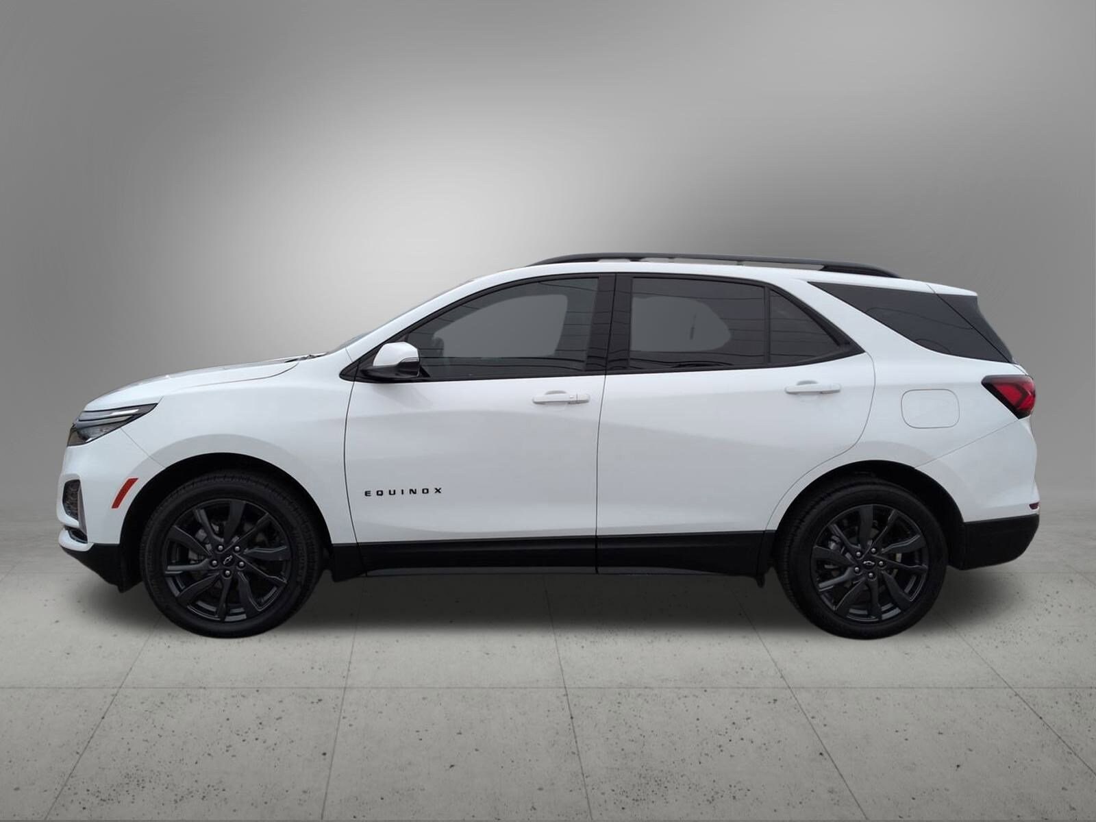 2023 Chevrolet Equinox RS photo 3