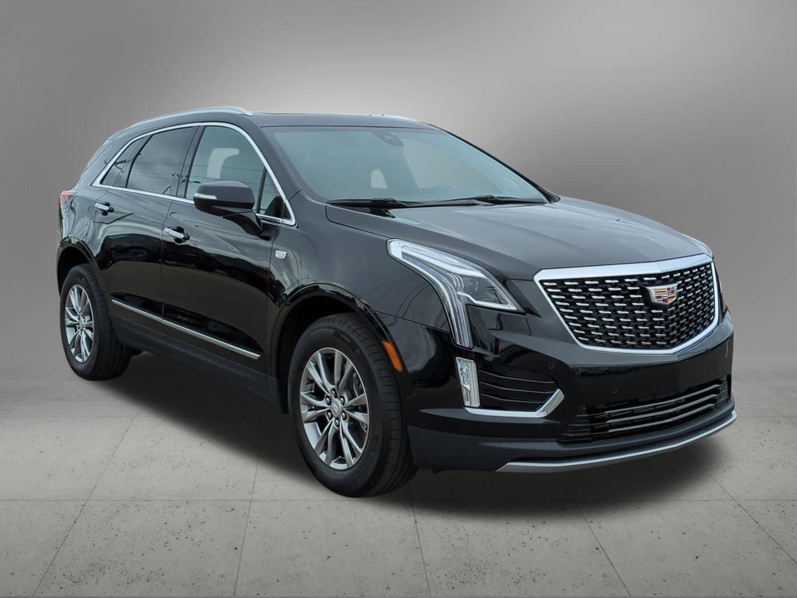 Thumbnail: 2023 Cadillac XT5 - 8
