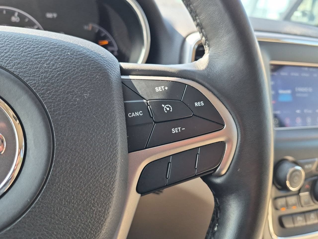 2019 Jeep Grand Cherokee Laredo E - Photo 24