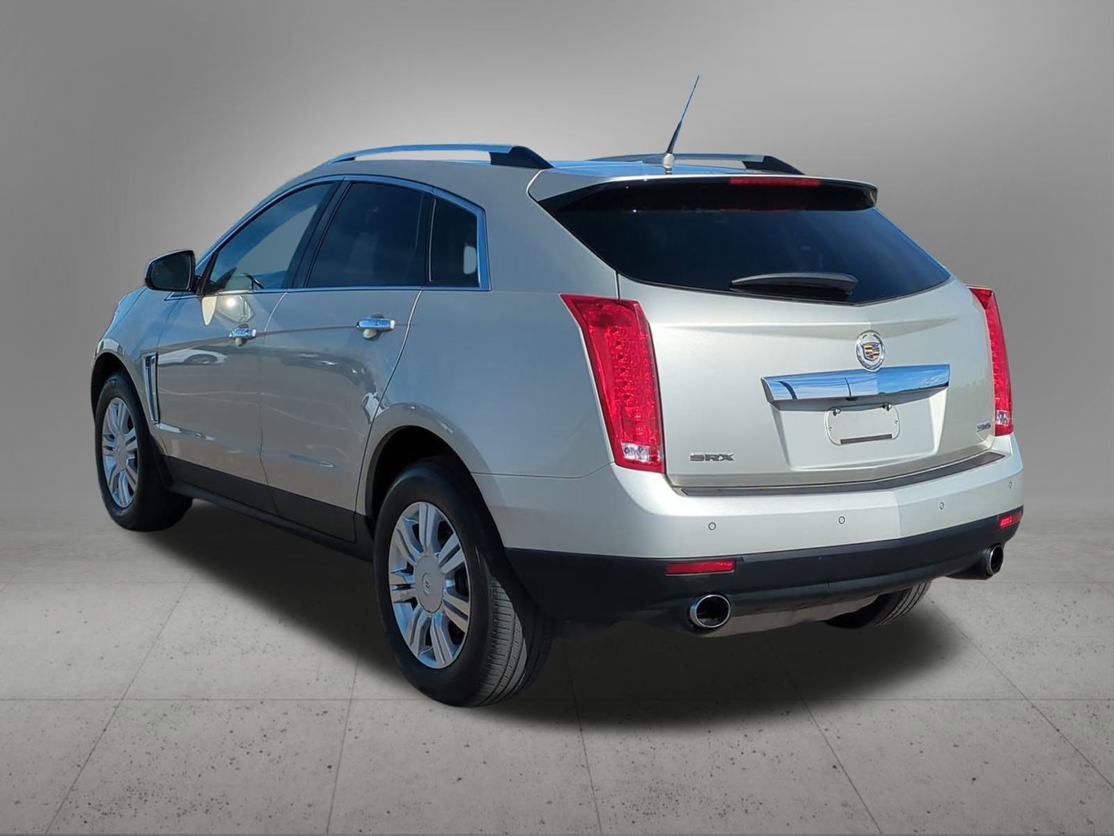Thumbnail: 2013 Cadillac SRX - 4