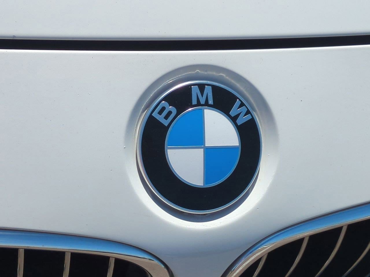 Thumbnail: 2018 BMW 3 Series - 11