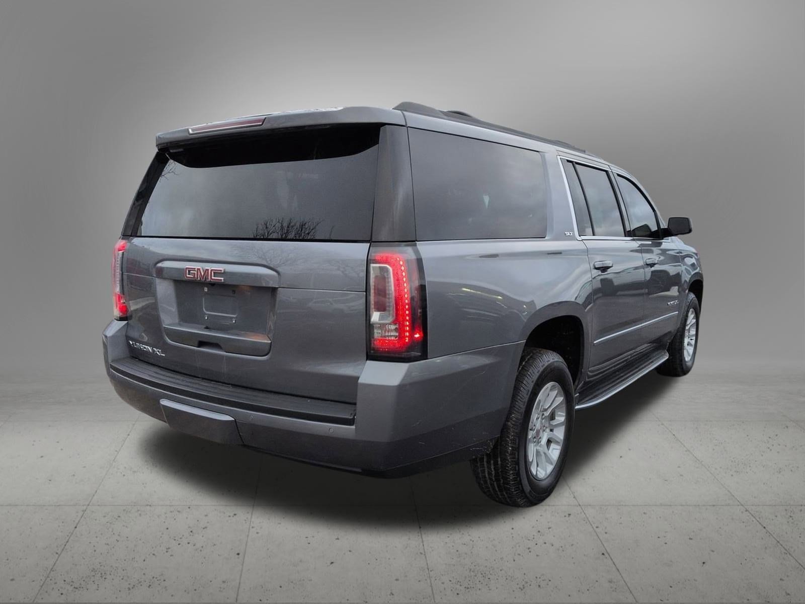 Thumbnail: 2019 GMC Yukon XL - 6