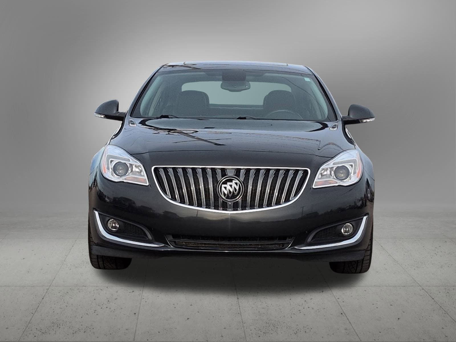 Thumbnail: 2016 Buick Regal - 9