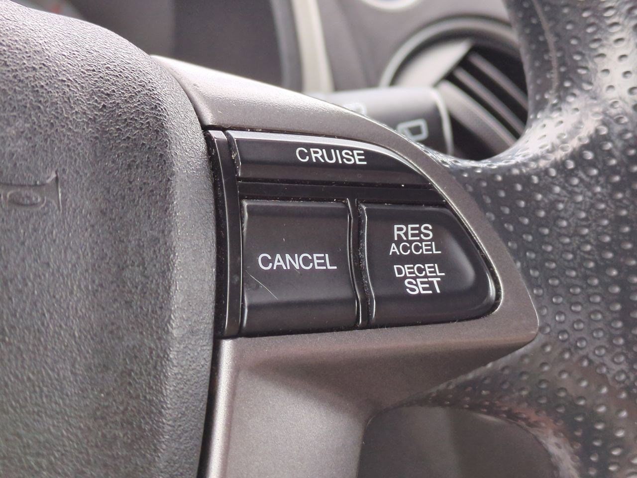 Thumbnail: 2015 Honda Pilot - 23