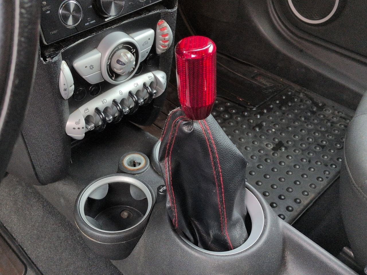 Thumbnail: 2009 MINI Cooper Hardtop - 26